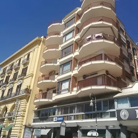 Domus Cicerone Vendégház 4*